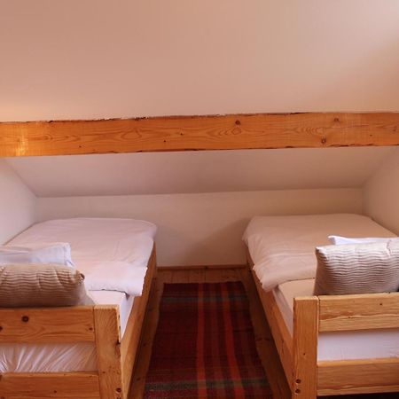Pubhouse & Rooms Pahulja Kolašin Eksteriør bilde