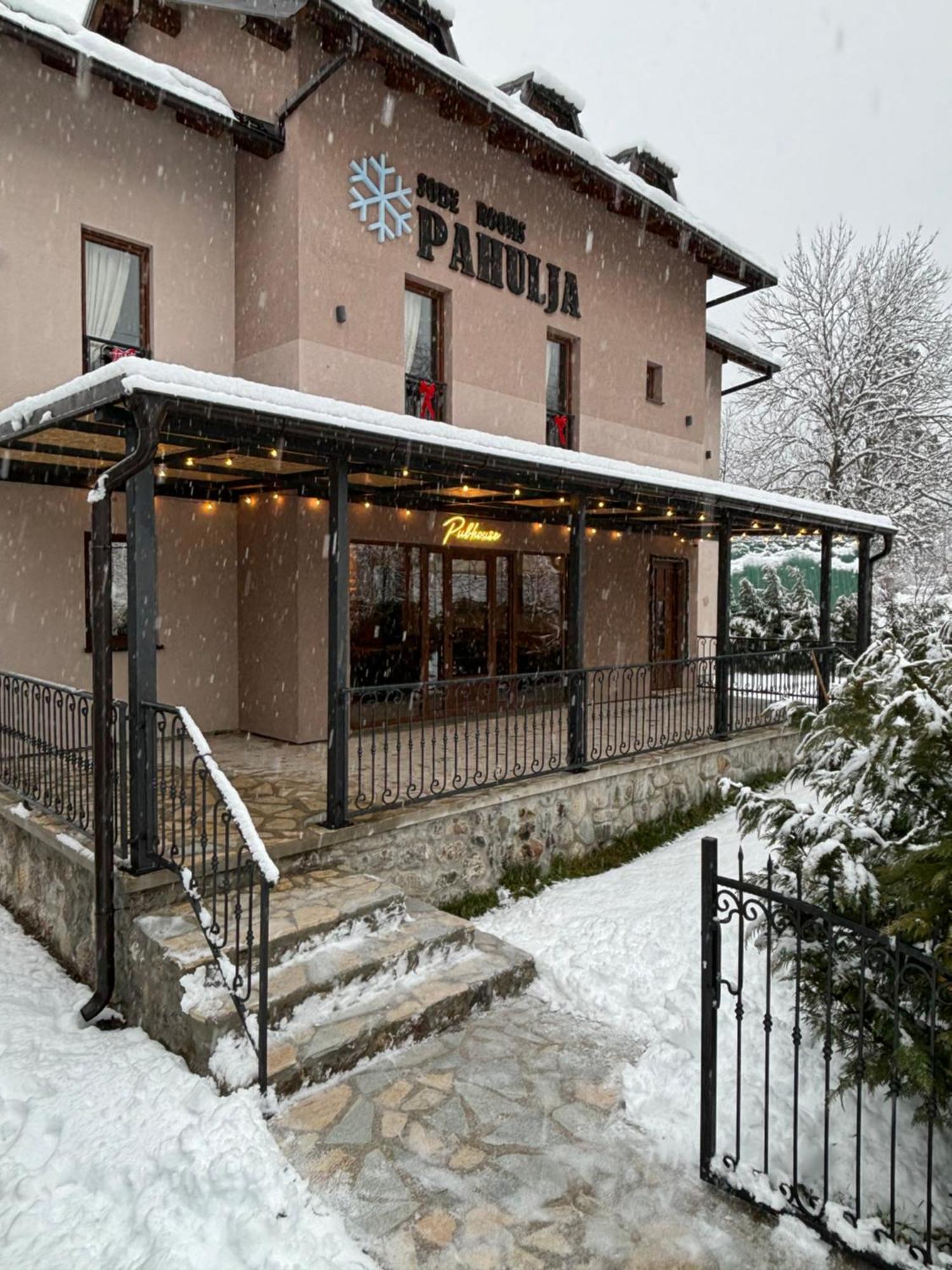 Pubhouse & Rooms Pahulja Kolašin Eksteriør bilde